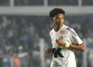 Inter de Milão planeja pagar mais de R$ 100 milhões para tirar Robinho Jr. do Santos; atacante recebe proposta, mas quer ficar