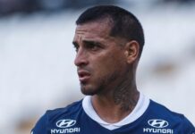 Alianza Lima afasta lateral Trauco, ex-Flamengo, e mais dois por denúncia de agressão sexual