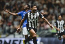 De virada, Atlético supera o Cruzeiro e conquista a primeira vitória na temporada