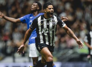 Atlético-MG supera polêmica com pênalti, vira sobre Cruzeiro com golaço de Hulk e vence a primeira em 2026