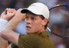Sinner vence compatriota Darderi e avança às quartas de final do Australian Open