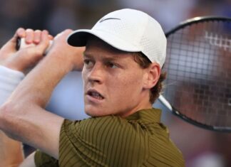 Sinner vence compatriota Darderi e avança às quartas de final do Australian Open