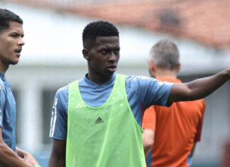 Sem espaço no Cruzeiro, Jhosefer entra na mira de clubes brasileiros e do exterior; veja situação