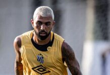 Em entrevista a Romário, Gabigol diz se Tite teve interferência em saída do Cruzeiro
