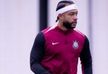Memphis Depay jogará contra o Flamengo? Vai renovar contrato? Veja planos do Corinthians