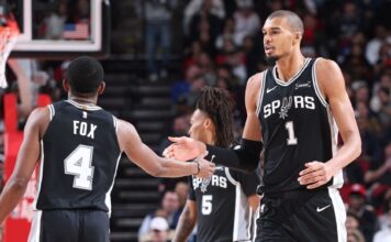 Jogadores do banco fazem a diferença no segundo tempo, e Spurs viram sobre Rockets com show de Wembanyama