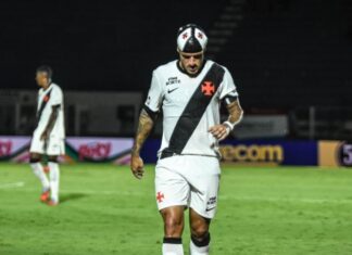 Em noite de ‘fúria’ de Diniz, Vasco leva virada do Mirassol após falhas e inicia campanha no Brasileirão com derrota