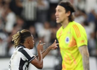 Botafogo estreia bem no Brasileirão e atropela Cruzeiro, que perde Gerson machucado e segue em crise com Tite