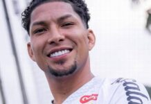 Rony assina contrato de três anos com o Santos e chega como reforço para o lugar de Guilherme
