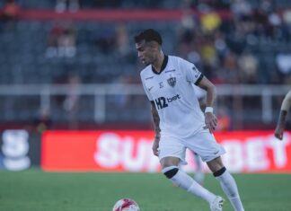 Atlético reage no segundo tempo e vence o Pouso Alegre por 3 a 1 no Manduzão