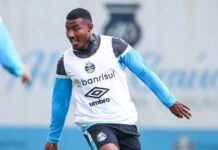 Ex-Grêmio desperta interesse do Vasco e negociação entra em fase decisiva