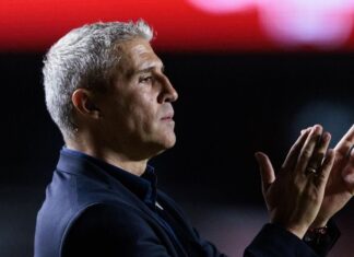Crespo vê ‘sensação boa’ em empate do São Paulo e revela status de Alisson após saída frustrada: ‘Difícil encontrar lugar até no banco’