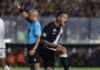 Vasco leva gol no fim, empata com a Chapecoense e vê torcida pedir saída de Diniz após tropeço no Brasileirão