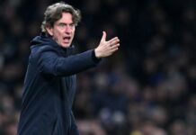 Técnico do Tottenham responde reclamação de campeão do mundo com a Argentina após derrota e expõe ‘climão’: ‘Não teria feito isso’