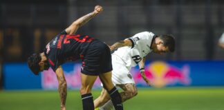 Cresce com a bola, vacila sem ela