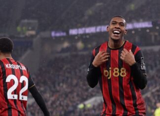 Rayan marca belo gol, se recupera de pênalti cometido e comanda virada do Bournemouth sobre o Everton na Premier League