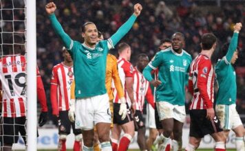 Liverpool vence Sunderland em jogo morno, se reabilita e cola no G-4 da Premier League