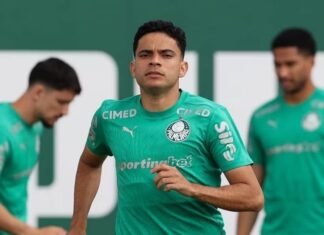 Palmeiras negocia saída de Bruno Rodrigues para o Cruzeiro; bastidor tem abalo e chateação por número da camisa