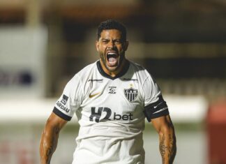 Com hat-trick de Hulk, Atlético goleia o Itabirito e garante vaga na semifinal do Mineiro