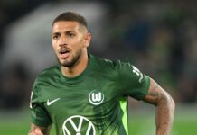 Sondado por Corinthians e Palmeiras, ex-Flamengo confirma conversas para voltar ao Brasil