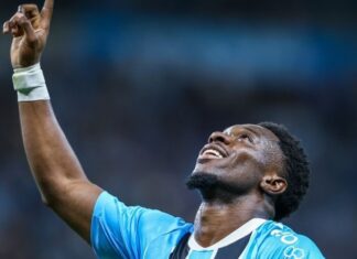 Luís Castro recebe e boa notícia e pode ter reforço importante para Juventude x Grêmio