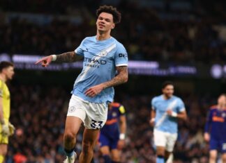 ‘Herói improvável’ decide com dois gols, City é salvo por ‘empurrão’ de Rúben Dias e vence Newcastle na Premier League