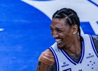 Nique Coleman anota 21 pontos e comanda virada do Cruzeiro Basquete sobre o Rio Claro no NBB