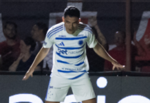 Cruzeiro sofre no fim, mas vence Pouso Alegre e abre vantagem na semifinal do Mineiro