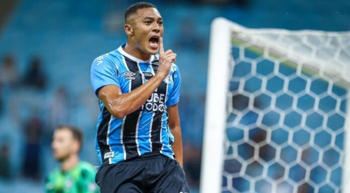 Baldasso faz publicação ironizando Carlos Vinicius do Grêmio