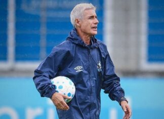 Resumão da coletiva: confiança em Pavón, situação de Gabriel Mec no Grêmio, volta de William e Monsalve