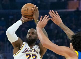 LeBron e Doncic não dão chances a Gui Santos em atropelo dos Lakers sobre os Warriors