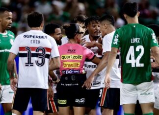 Braço de Gómez é pênalti? Bobadilla exagerou? Renata Ruel analisa lances de Palmeiras x São Paulo e vê erros da arbitragem