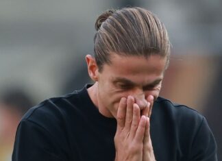 Organizada dá ‘ultimato’ a jogadores e manda recado forte a Filipe Luís: ‘Não tente fazer do Flamengo um clube europeu’