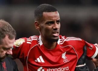 Alexander Isak injury update offers hint at likely Liverpool return date
