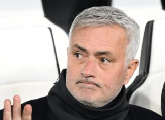 Hasselbaink: ‘Hipócrita! Mourinho tem jogadores negros no Benfica. Como eles devem se sentir?’