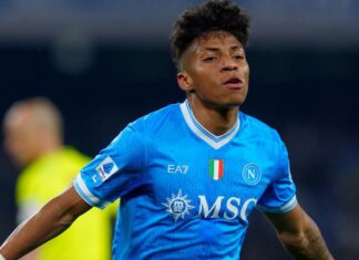 ‘Novo queridinho de Conte’: Jornal exalta início arrassador de brasileiro pelo Napoli