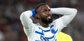 De ‘mercenário’ a pai retirado de setor do Maracanã: torcida do Flamengo faz recepção ‘hostil’ a Gerson, agora no Cruzeiro