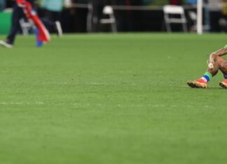 OPINIÃO: Felipão não ‘afinou’ para Romário. Que Ancelotti faça o mesmo com Neymar