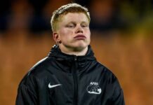 ‘Estou cansado de jogar no frio e na chuva’: Joia se oferece a gigantes espanhóis