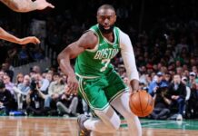 Tranquilo, tranquilo: Brown e Tatum calibram a mão, Celtics passam pelos Warriors e mantêm vice-liderança no Leste