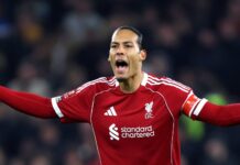 O novo alerta ao Liverpool para o sistema defensivo da próxima temporada