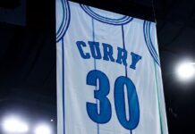 Charlotte Hornets aposenta camisa 30 de Dell Curry, pai de Steph e Seth