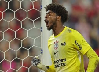 Hugo Souza é convocado para a seleção brasileira para vaga de Alisson