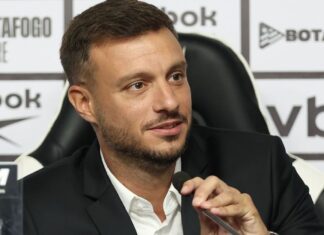 Barboza defende Anselmi no Botafogo: ‘Um cara espetacular e muito gente boa’