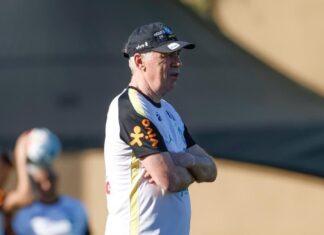 Ancelotti repete treino com Ibañez na zaga e indica seleção titular para encarar a França; veja escalação