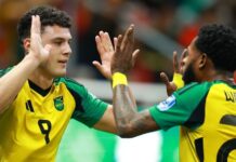 Atacante do Wrexham decide, Jamaica despacha a Nova Caledônia e disputará ‘final’ contra RD Congo por vaga na Copa do Mundo