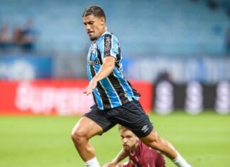 Grêmio encaminha saída de Mayk e lateral está perto de acerto com o Remo