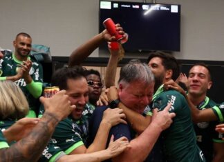 Barros abre o jogo sobre como lida com críticas da torcida do Palmeiras: ‘Isso me incomoda…’