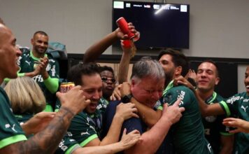 Barros abre o jogo sobre como lida com críticas da torcida do Palmeiras: ‘Isso me incomoda…’