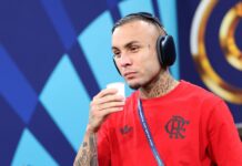 Cebolinha em seu último ano no Flamengo; clube não planeja renovação